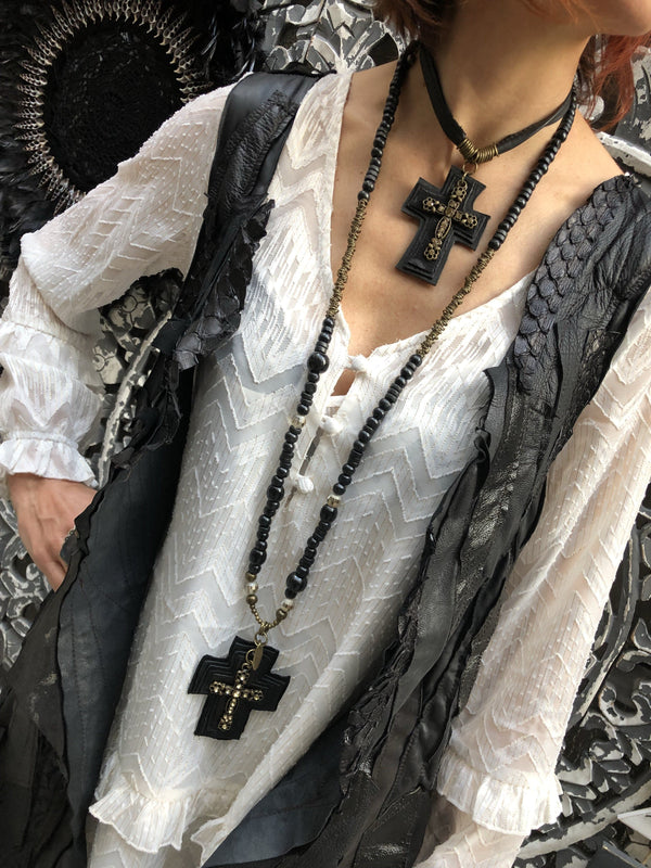 Choker Antonia Iguan